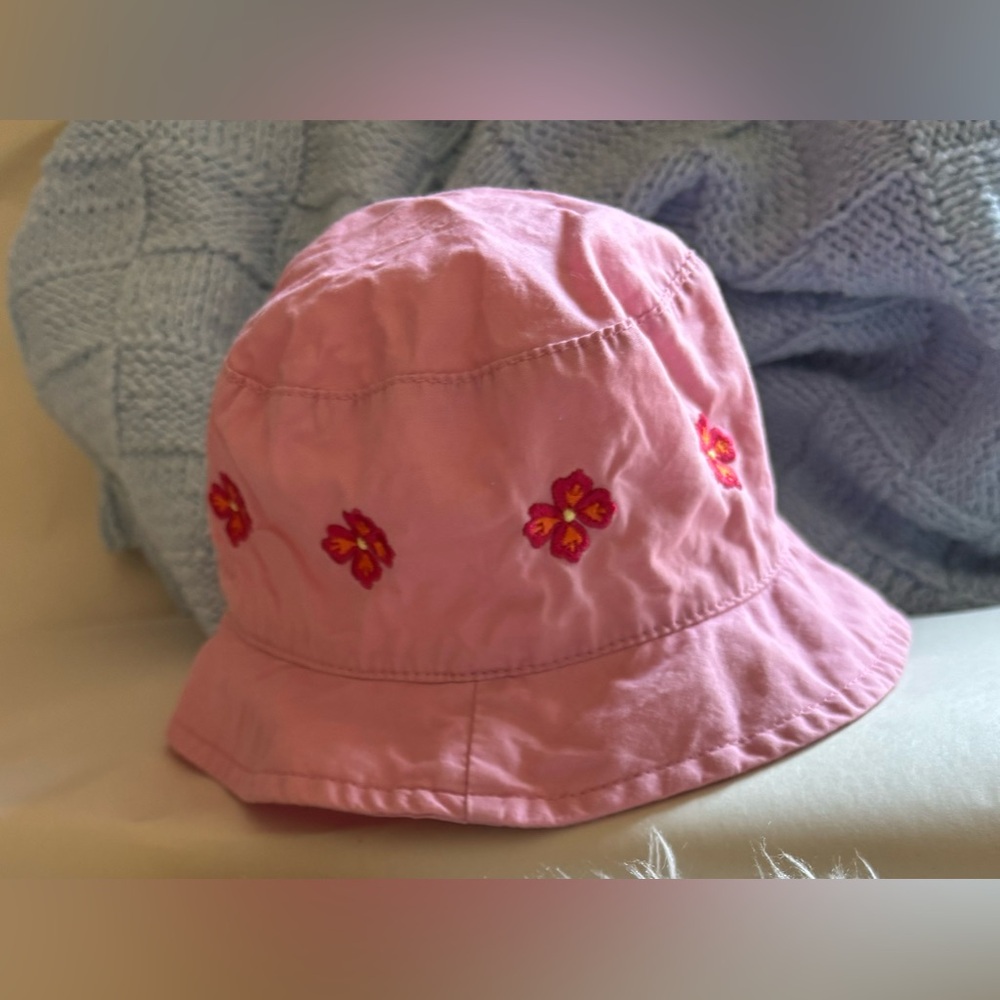 Hat for newborn